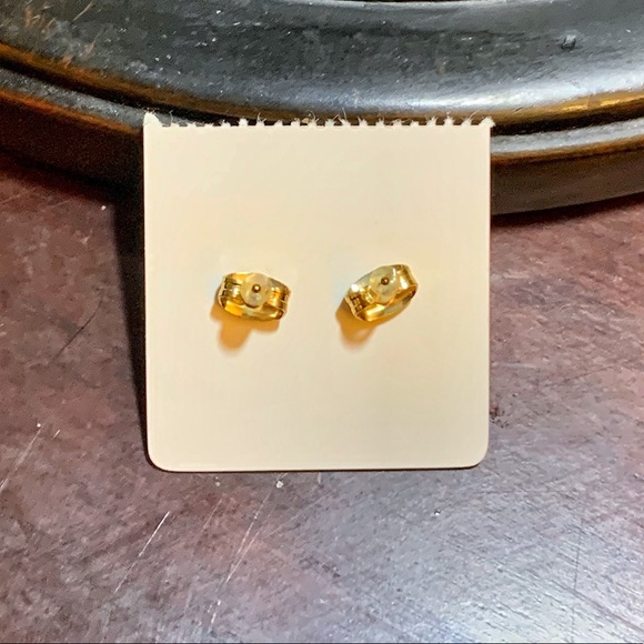 NWT ❤️Gold plated crystal heart studs for birthday month OCTOBER - Picture 2 of 2